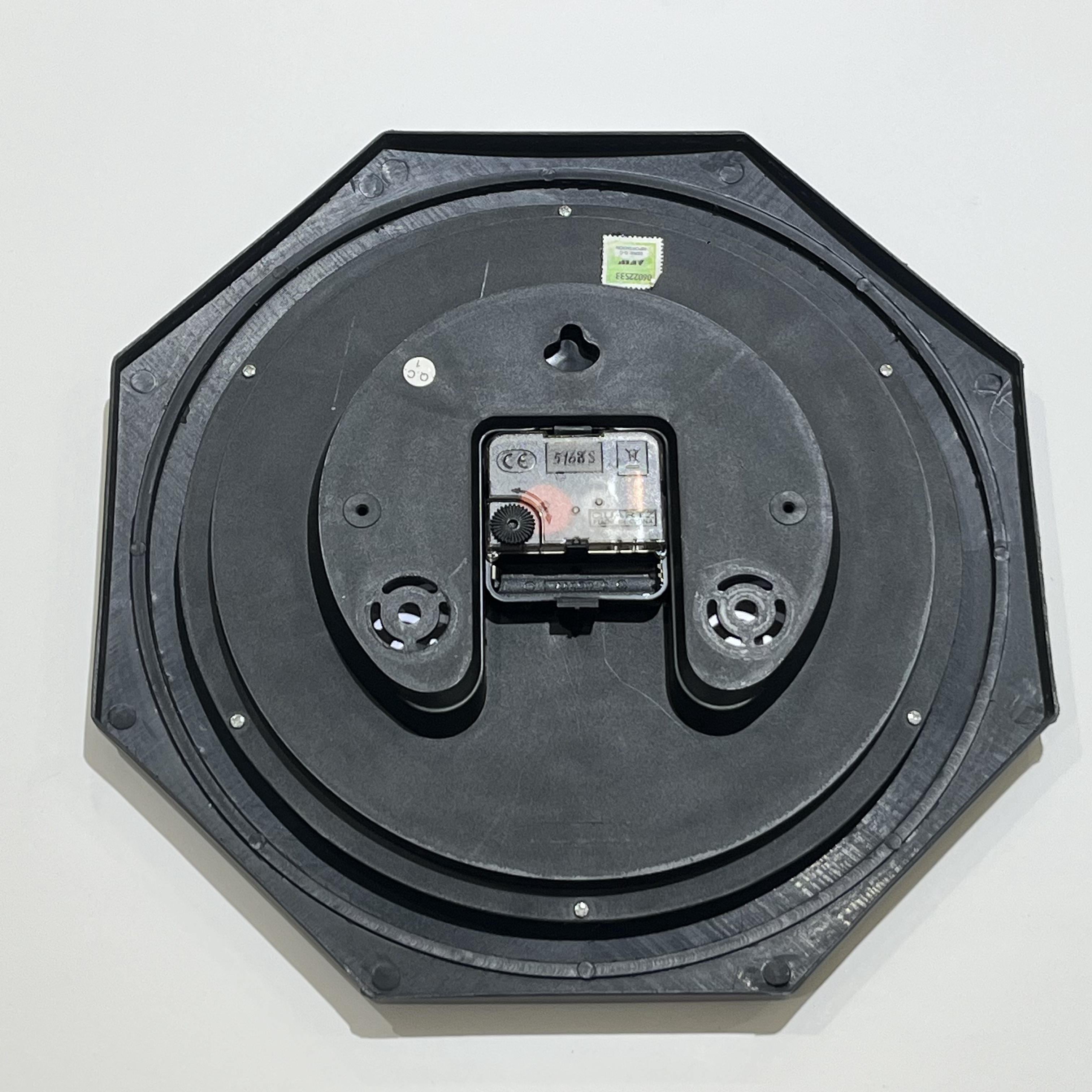 8702 P